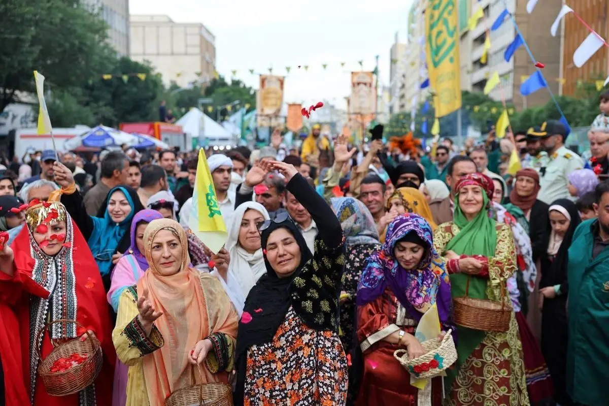تصاویر دیدنی و پر بازدید از جشن بزرگ امام رضایی‌ها در پایتخت