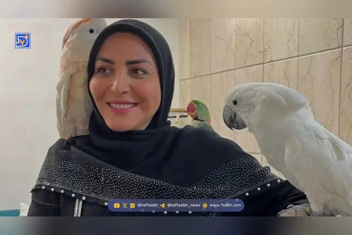 رونمایی المیرا شریفی مقدم از عکس قدیمی دوران کودکی با استایل جذاب و روسری ماندگار در شبکه‌های اجتماعی