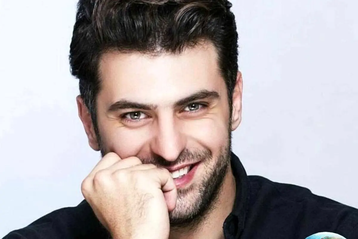 علی ضیا در تولد ۳۷ سالگی‌اش با پیام احساسی و خنده‌دار در کنار عکس جدید خود را به اشتراک گذاشت