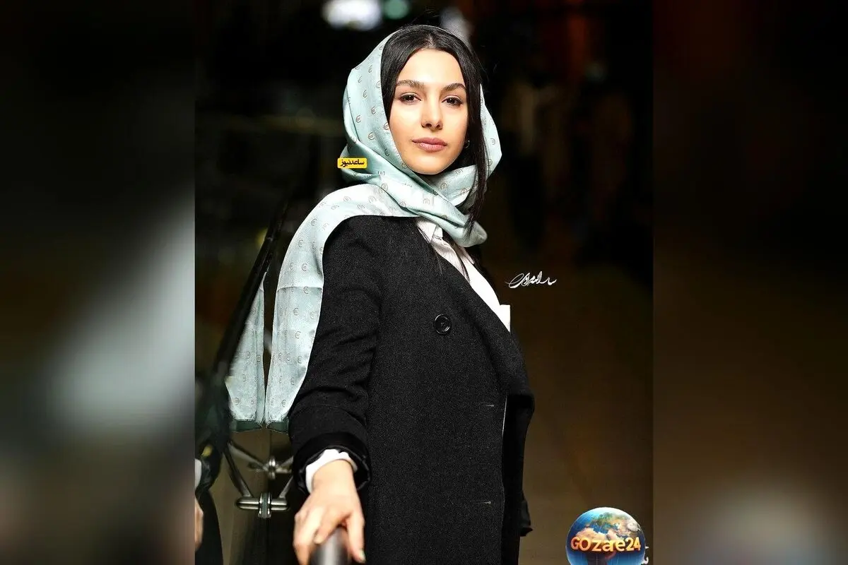استایل جذاب جوانه دلشاد در هودی اورسایز و روسری کیوت؛ عکس جدید در استوری اینستاگرام