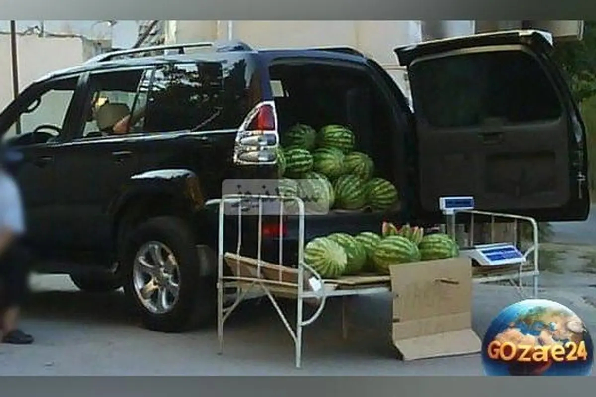 خلاقیت خنده‌دار یک هندوانه‌فروش باهوش در شب یلدا که جهان را شوکه کرد + عکس