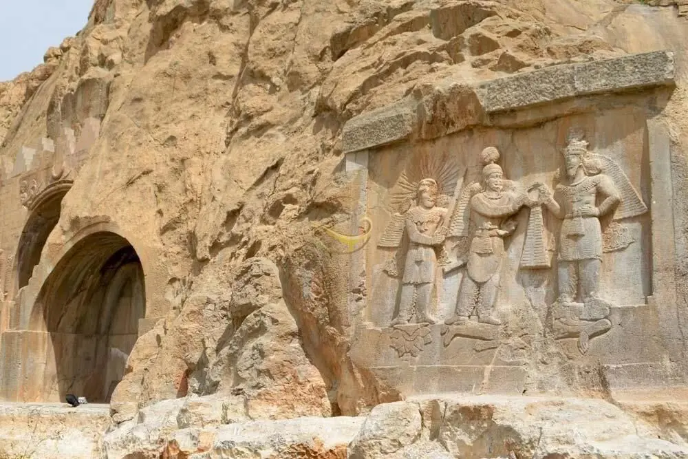 تعبیر خواب آثار باستانی: از نگاه سنتی تا روان‌شناسی مدرن در ۷ روایت