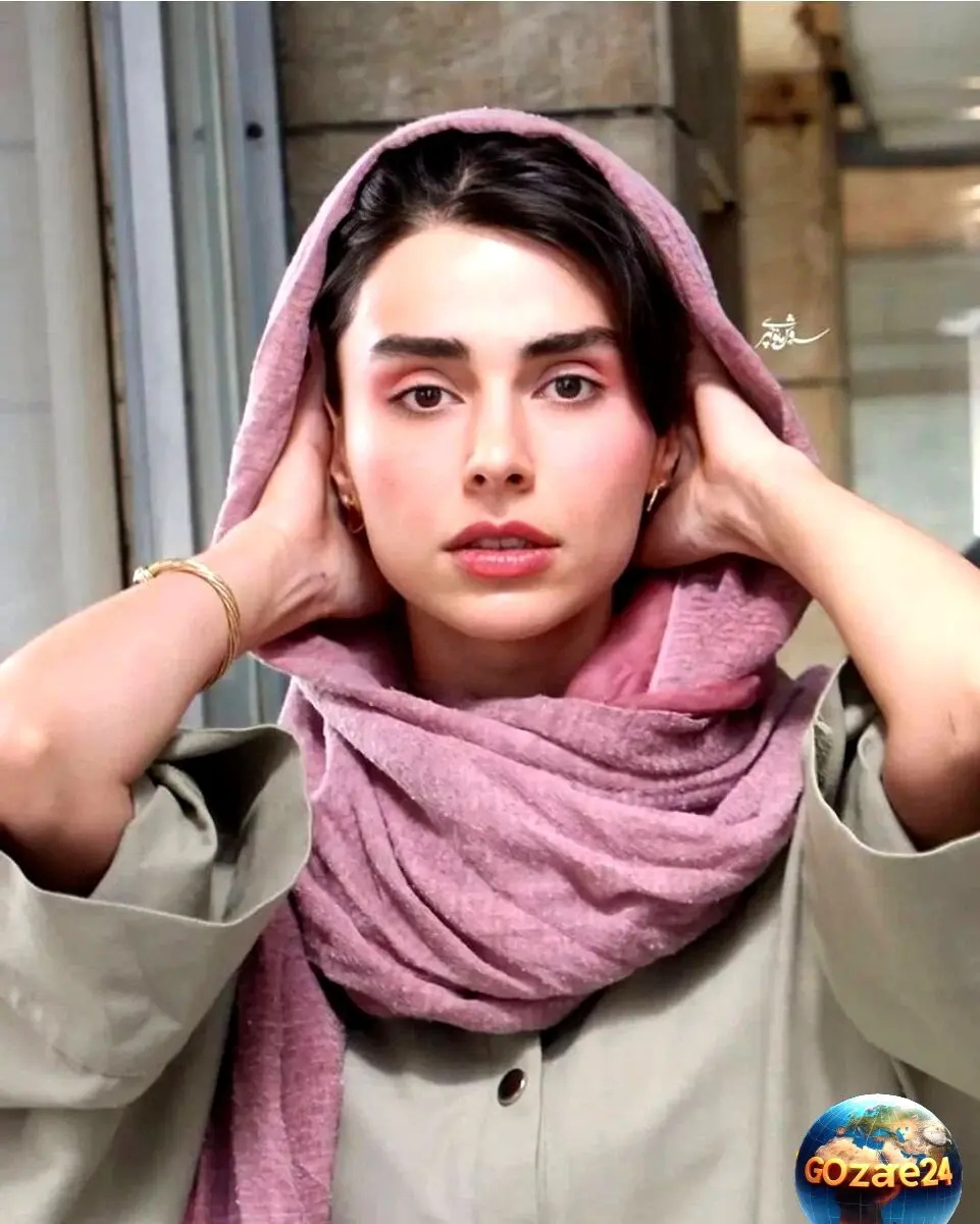 لاله مرزبان در ترافیک و سلفی‌های خاص با پز گوشواره‌های منحصر به فرد!