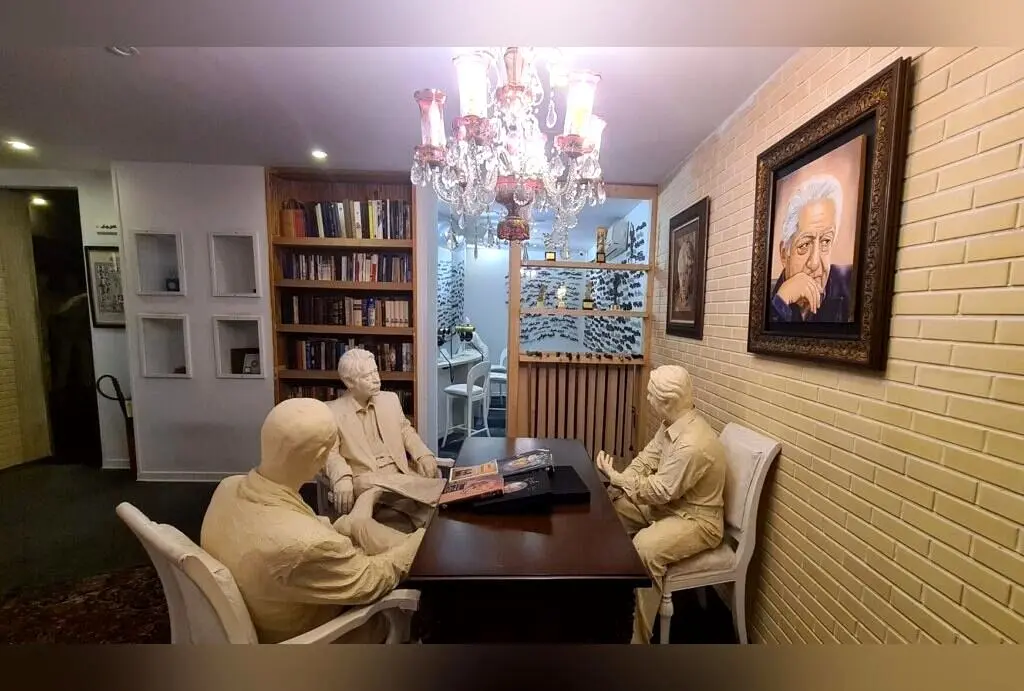 خانه موزه استاد عزت‌الله انتظامی؛ گنجینه‌ای ارزشمند از یادگاری‌های بازیگر محبوب ایرانی در محله قیطریه