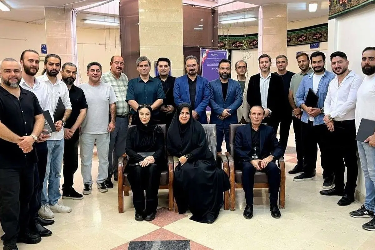 مراسم تقدیر از تیم اجرایی و برترین هنرمندان اولین دوره جشنواره گروه‌نوازی استان تهران برگزار شد