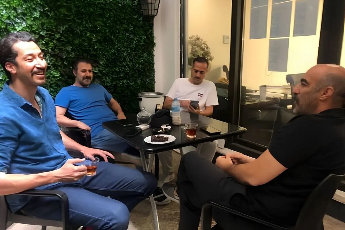 «پایتخت» روی خط قرمز و آبی؛ از نقی استقلالی تا کارگردان پرسپولیسی!