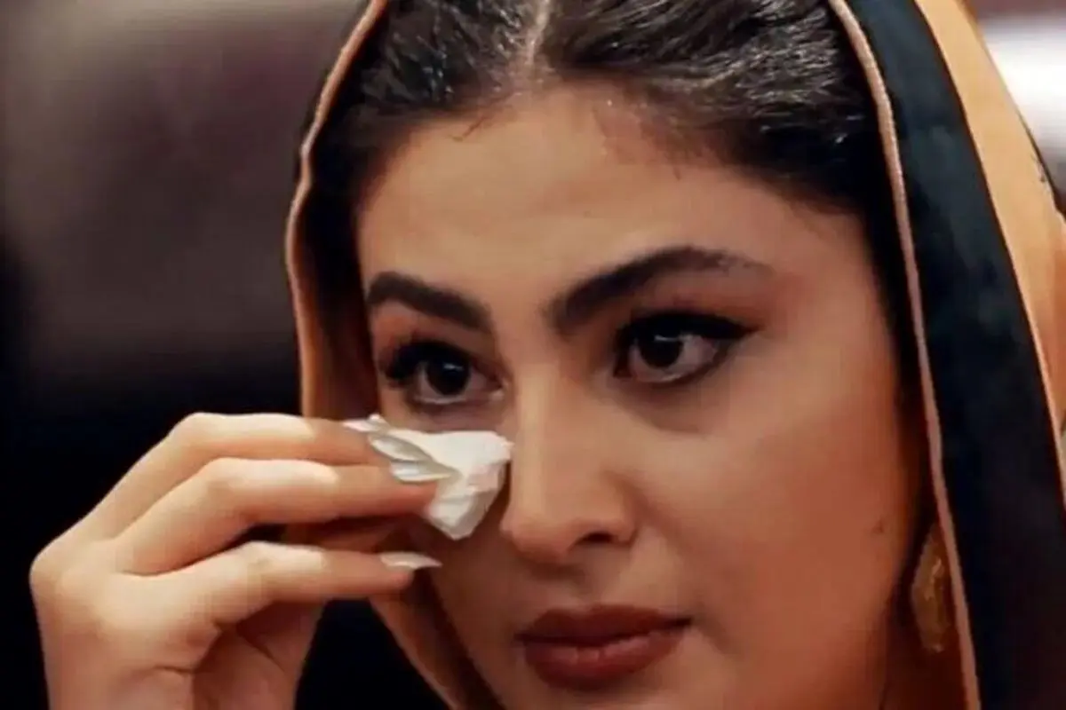 تصاویر مادر و پدر مریم مومن و فاش شدن رازهای تلخ طلاق آنها در برنامه مجید واشقانی
