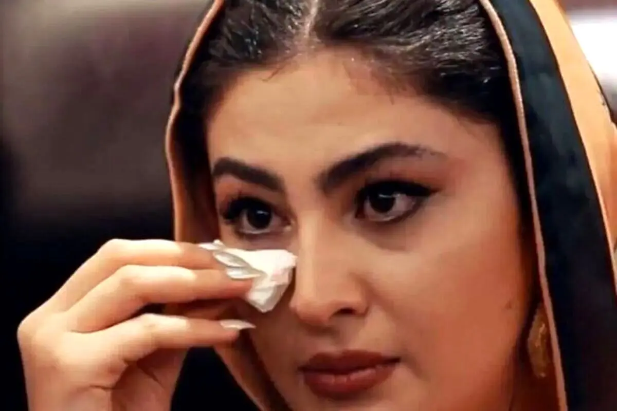 تصاویر مادر و پدر مریم مومن و فاش شدن رازهای تلخ طلاق آنها در برنامه مجید واشقانی