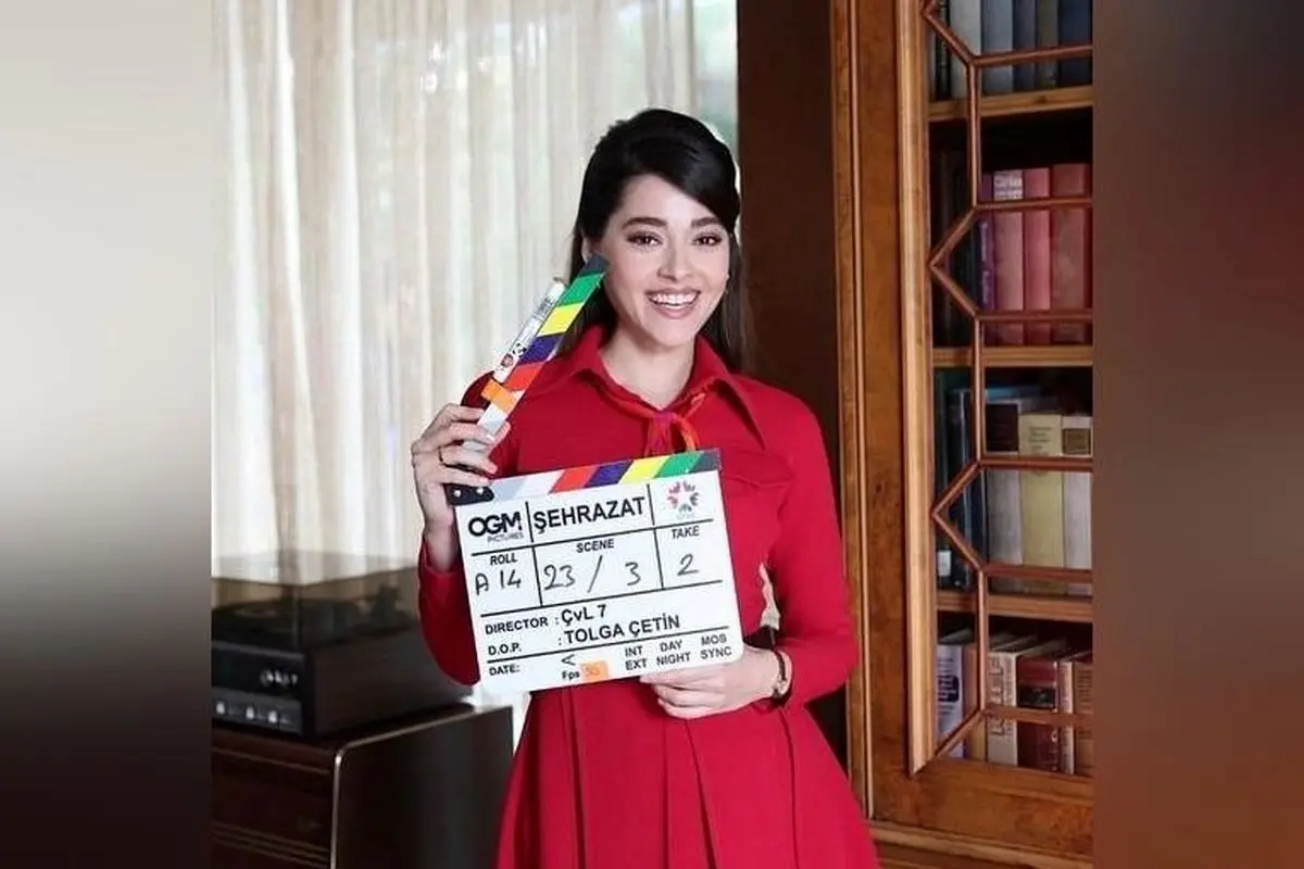 دکوراسیون پاییزی و سنتی سریال شهرزاد در نسخه ترکی با طراحی کلاسیک و عناصر طبیعی