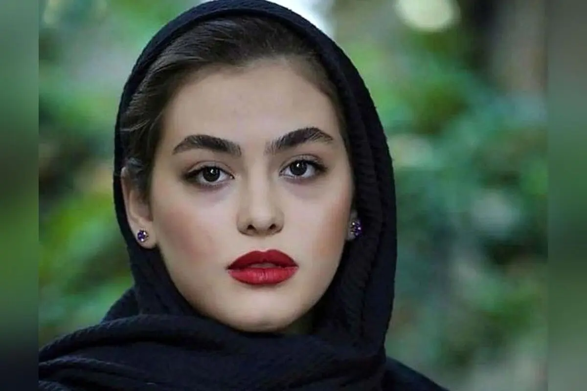 عکس عروسی ریحانه پارسا با لباس عروس در پشت صحنه فیلم + جزئیات بازیگری و فعالیت‌های او