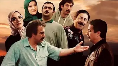 اشک‌های بی‌صدا در پشت‌صحنه «پایتخت»؛ گریه آریا عظیمی‌نژاد و سیروس مقدم پس از آخرین سکانس