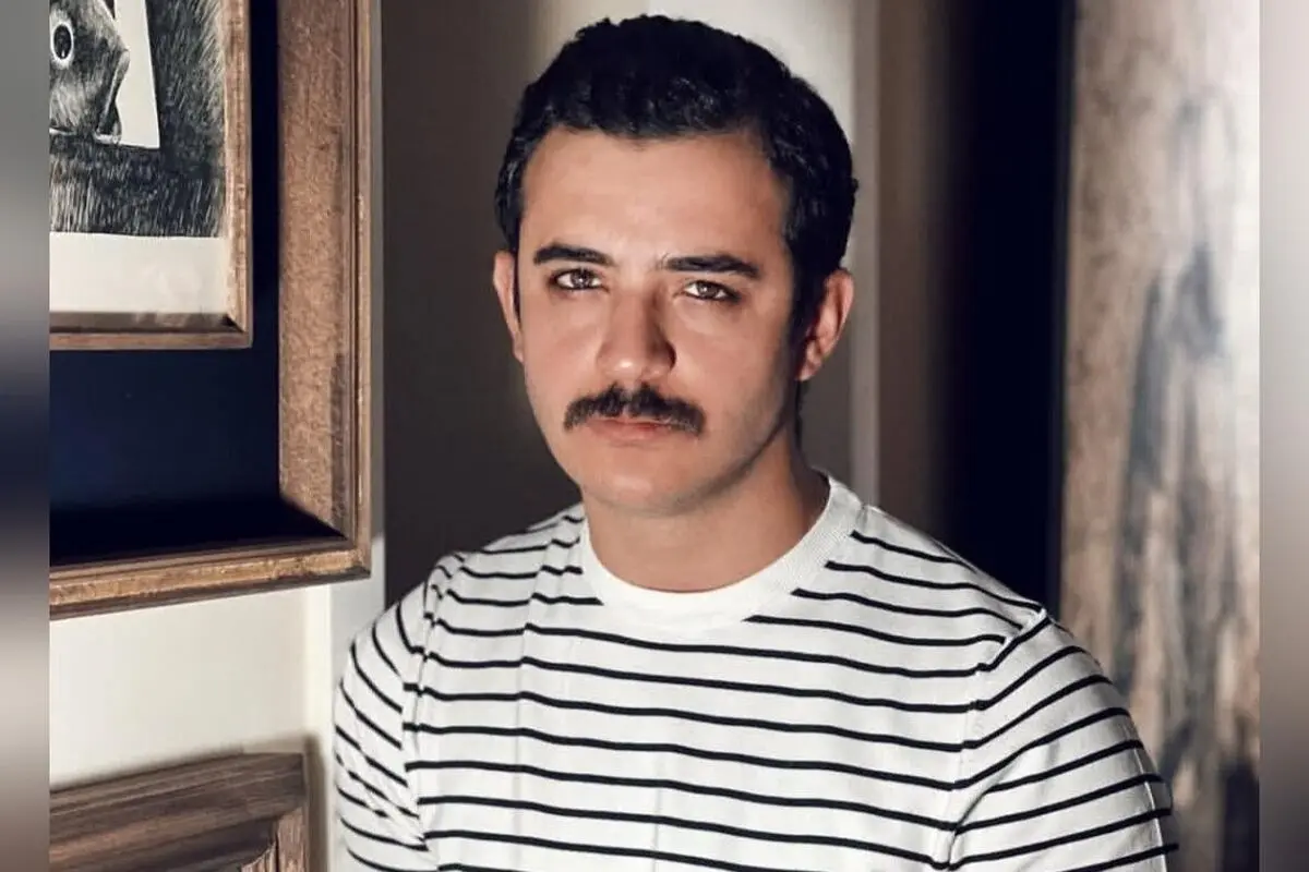 تصاویر داخلی خانه علی شادمان؛ ستاره سینما با دکوراسیون ساده و کلاسیک در فضای باز