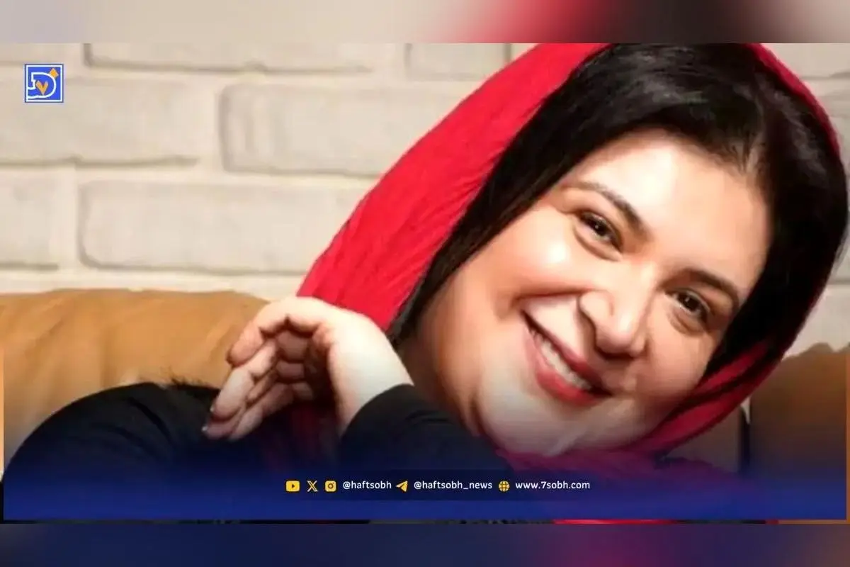 استایل بی‌نظیر و جذاب هما سعادت در ۵۵ سالگی؛ بازیگر پایتخت با ظاهر لاغرتر و شیک پس از دریافت جایزه در جشنواره فیلم شهر