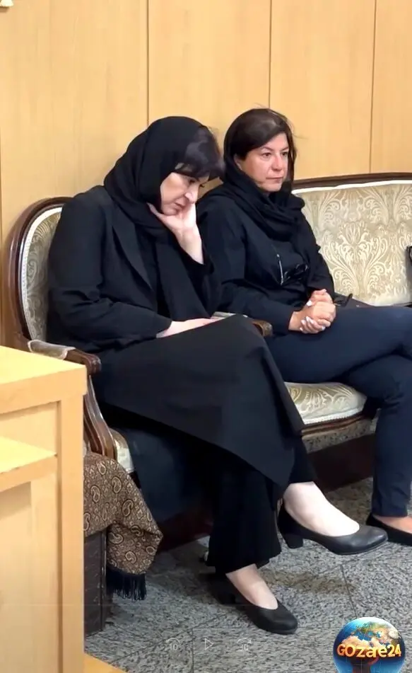 مراسم عزای مادر ریما رامین‌فر در مسجد الزهرا شهرک غرب با حضور هنرمندان و طراحی‌های لوکس میز و پذیرایی