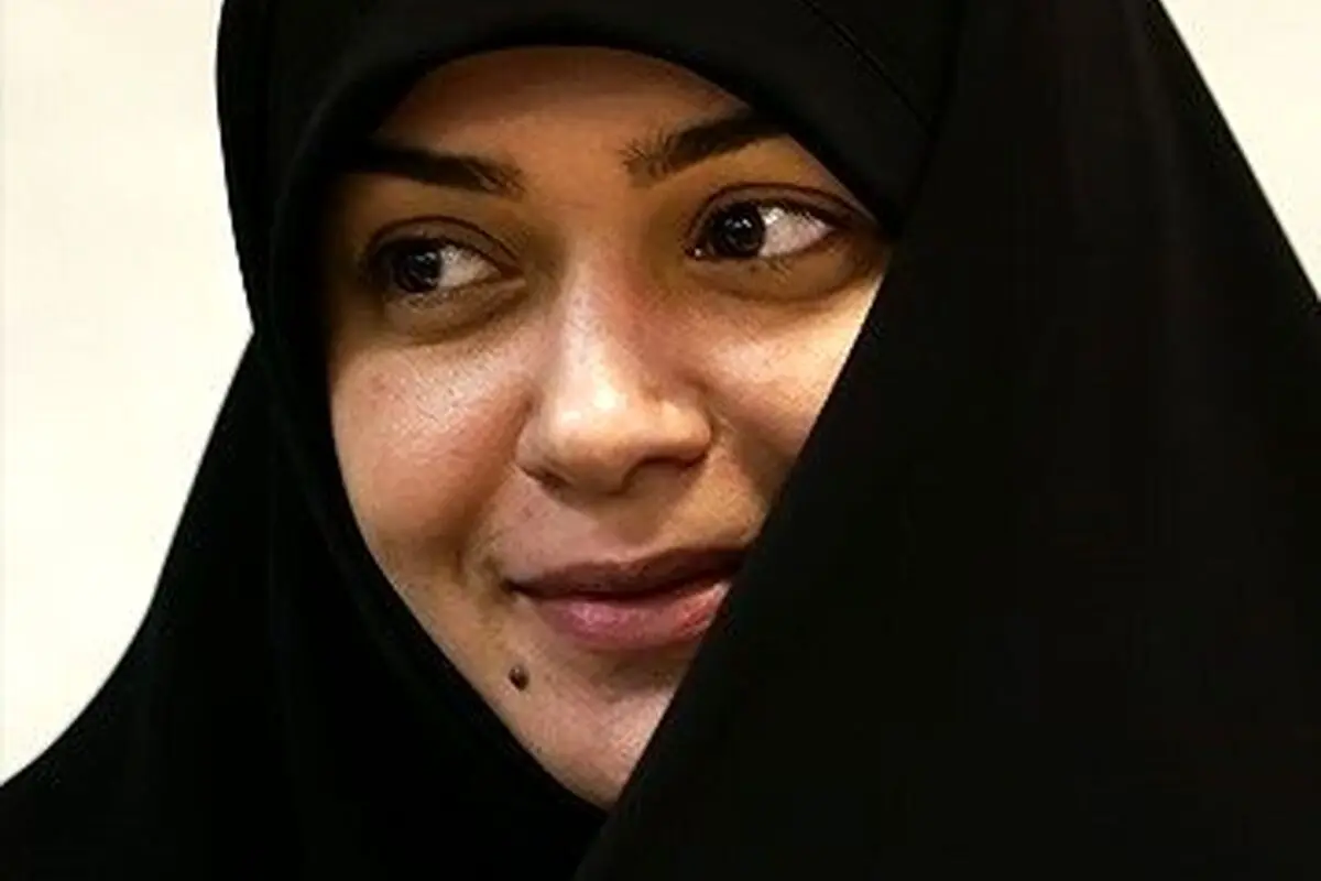 الهام چرخنده با عکس جدید از پسر خوش‌قد و بالایش، شباهت ۱۰ از ۱۰ را نشان داد!