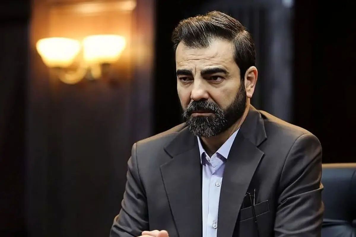 ژست‌های بامزه و صمیمی بازیگران «اجل معلق» در یک قاب دیدنی!