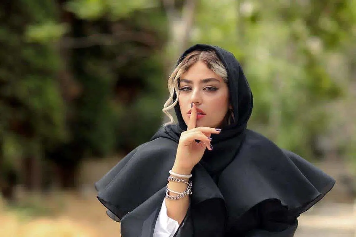 تصویر خاطره‌انگیز از پشت صحنه سریال «پدر» با حضور ریحانه پارسا و مهدی سلطانی