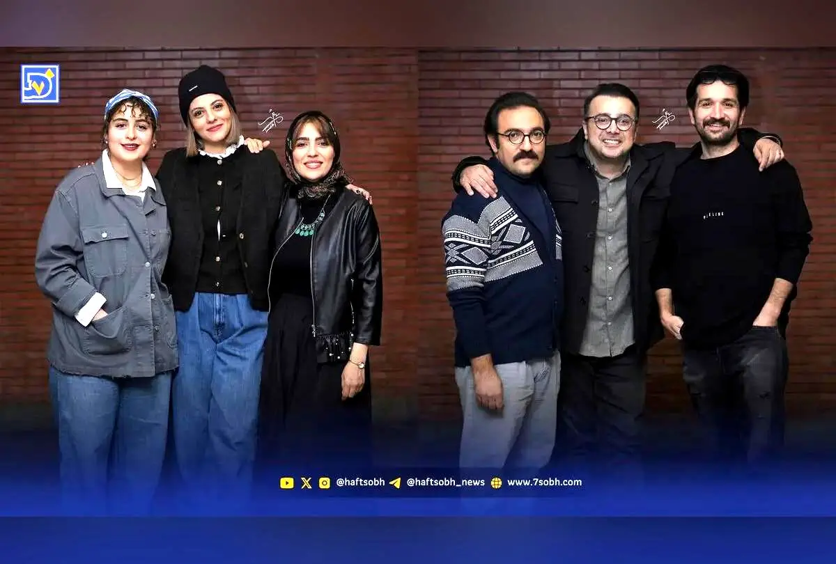 نمایش «باران اسیدی» با بازی سپند امیرسلیمانی و مونا کرمی در تئاتر، روایت واقعی از تنش‌ها و اعتراف‌های دوستان در محاصره باران اسیدی