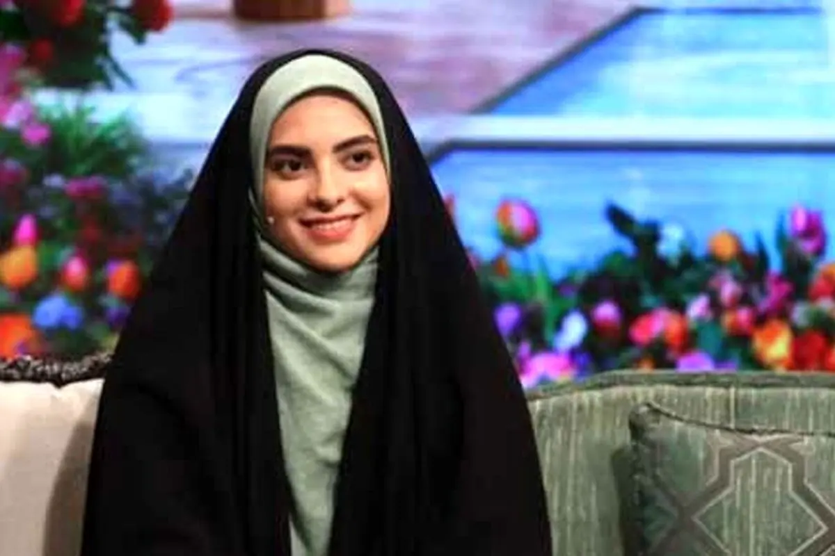 بیوگرافی دلارام سنجری مجری محبوب شبکه آیفیلم با عکسها و جزئیات زندگی حرفهای