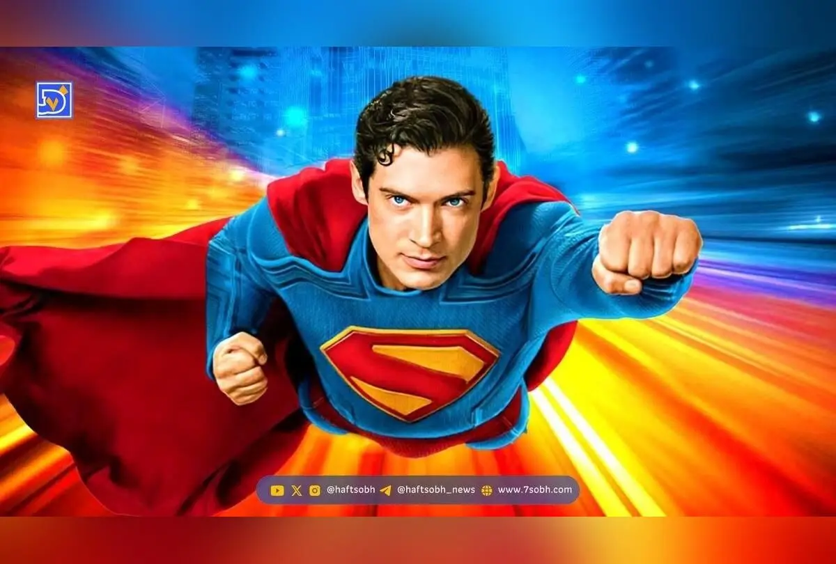 تصویر جدید پشت‌صحنه فیلم Superman با حضور بازیگران اصلی و کارگردان جیمز گان منتشر شد