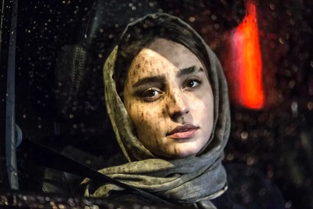 «سها نیاستی کیست؟ بیوگرافی، زندگی شخصی، فعالیت‌ها و حضور در جشنواره کن ۲۰۲۵»