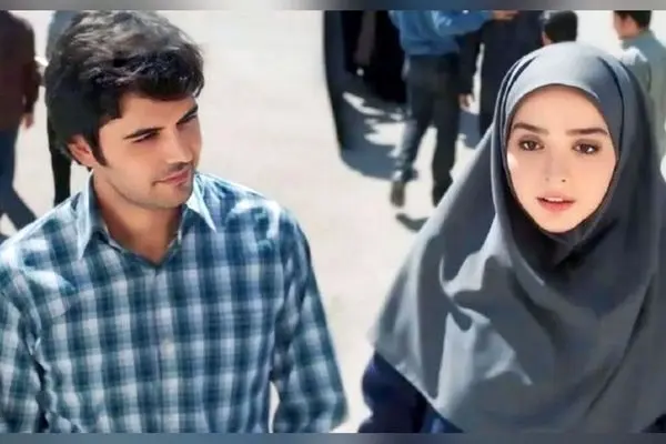 زیبایی ساده و ظریف المیرا دهقانی در اکران ناجورها: استایل خنثی و منحصر به فرد او