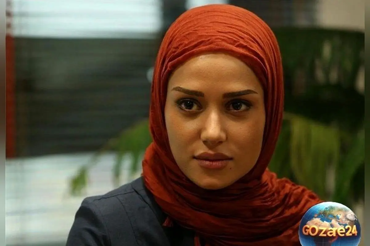 نگاهی به خانه ابدی پدر مرحوم پریناز ایزدیار با شعر حافظ و تصویر سنگ‌نوشته زیبای او