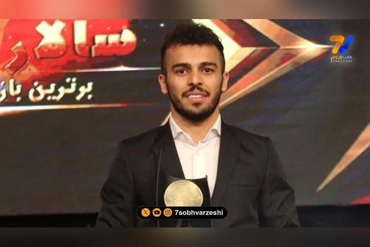 همسر باحجاب سالار آقاپور در ریاض با گل و تندیس قهرمانی استقبال گرم کرد + عکس