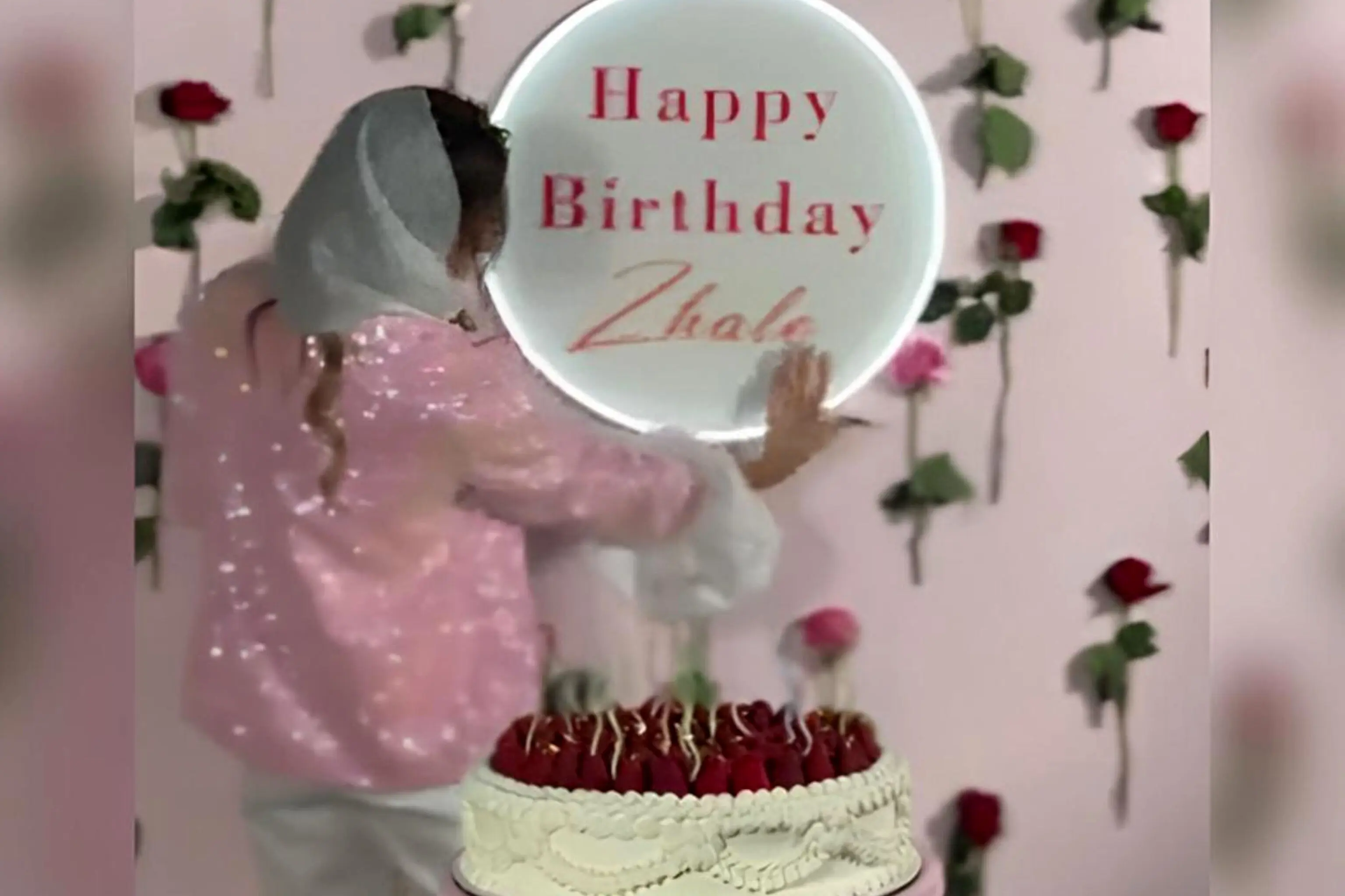 جشن تولد لاکچریو مجلل  هنرمندان روی کشتی با حضور مقانلو،رابعه اسکویی، افسانه آزاد چهره