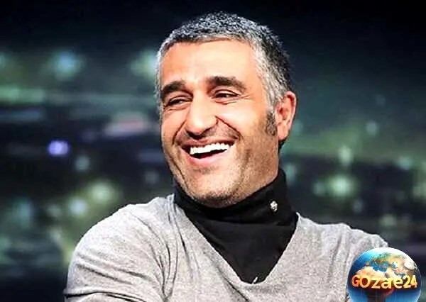 پژمان جمشیدی در برنامه فوتیال 360 عادل فردوسی‌پور با تیپ دهه هشتادی و عینک آفتابی، از دیدن آن شوکه شد و سرخ شد! + ویدیو