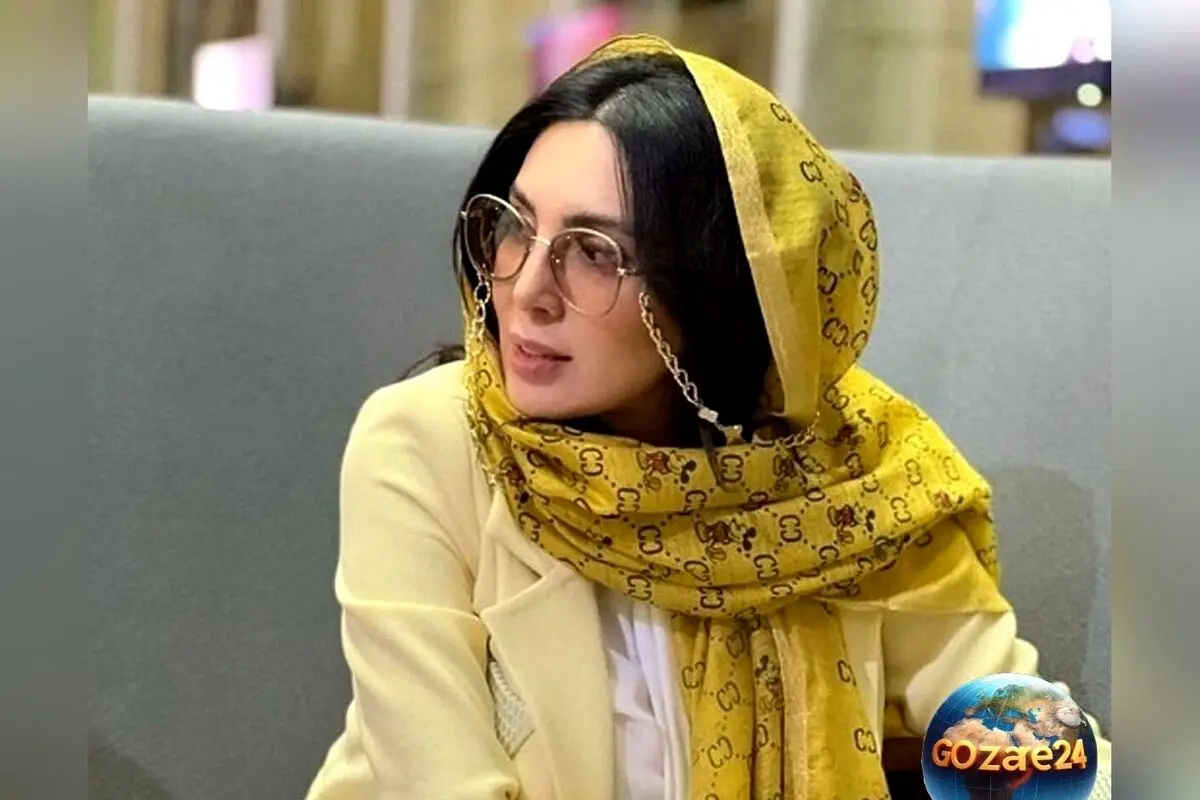 استایل زمستانی لوکس و جذاب لیلا بلوکات با پالتو کوتاه و بوت‌های بلند زیر زانو