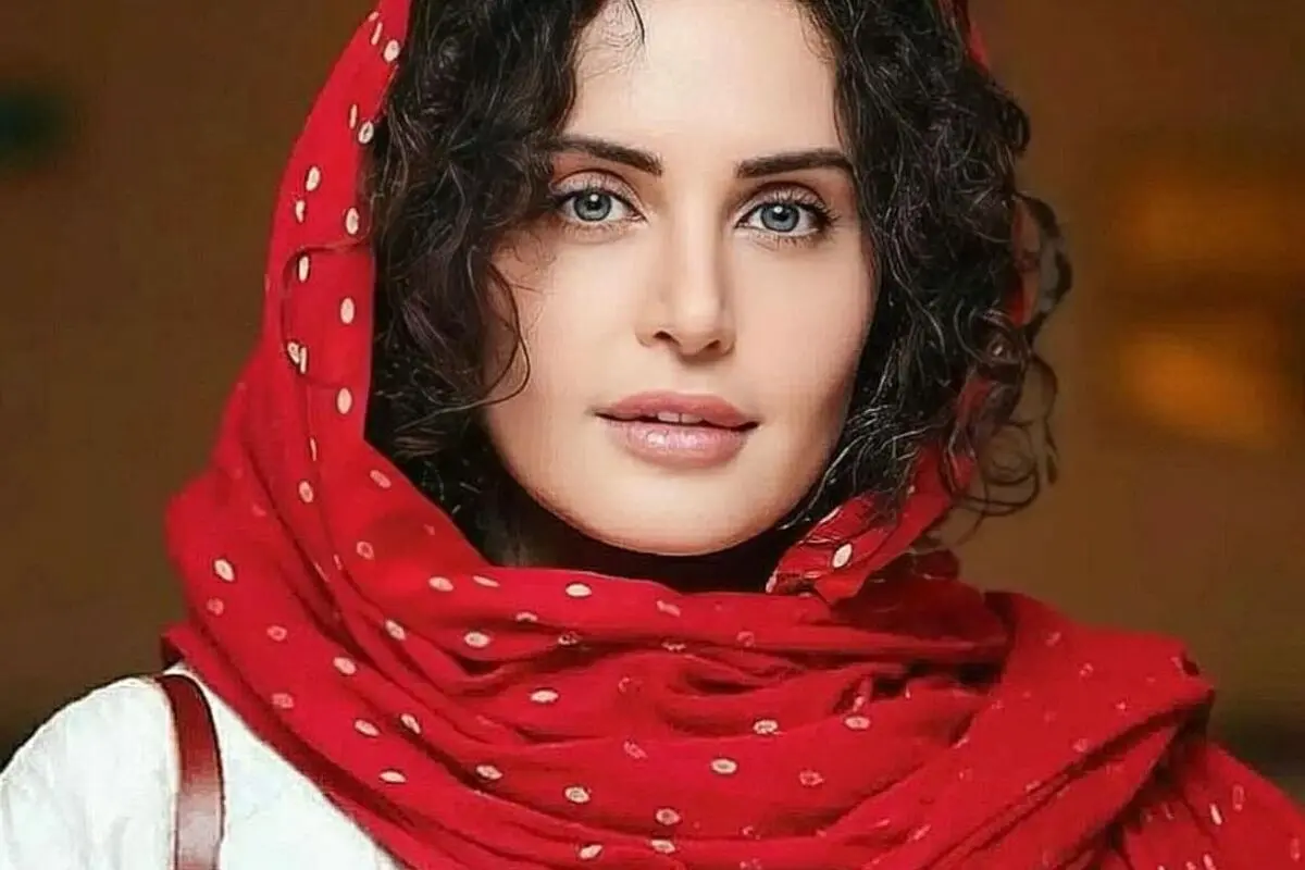الناز شاکردوست با انتشار پستی در اینستاگرم: یلدا اگه عکس بود، چی می‌شد؟!