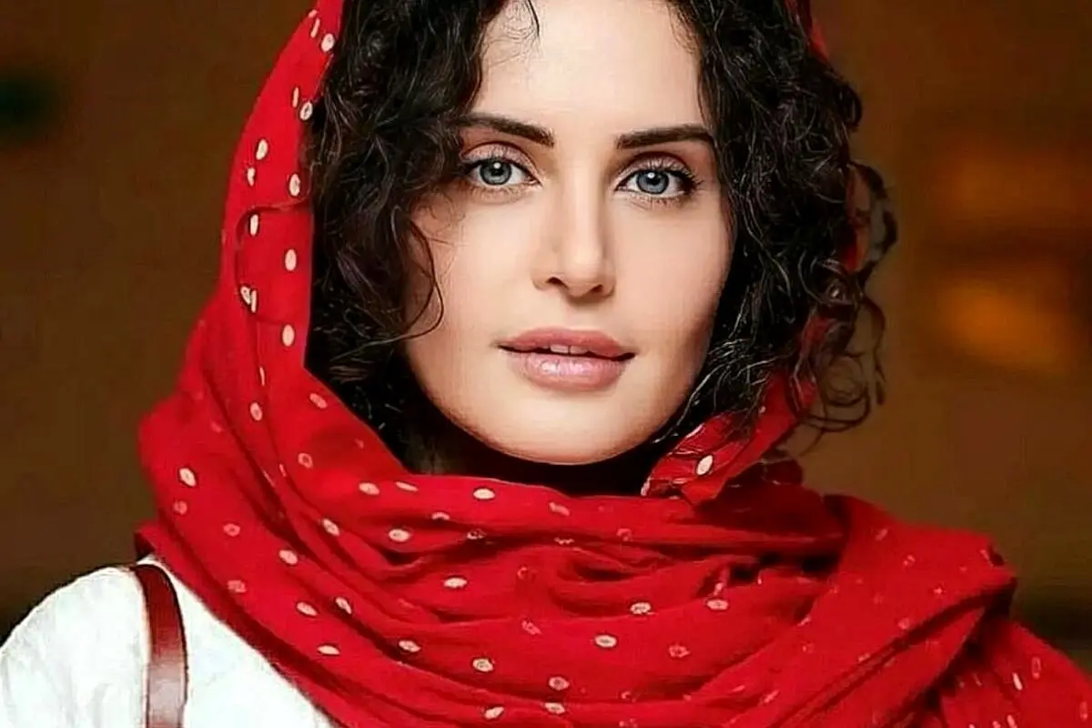 الناز شاکردوست با انتشار پستی در اینستاگرم: یلدا اگه عکس بود، چی می‌شد؟!
