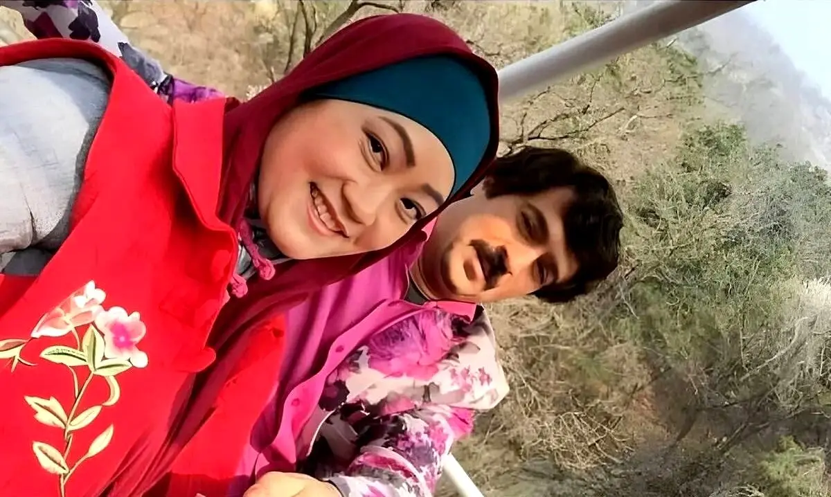تصویر قدیمی و نادر از شخصیت‌های چوچانگ و برادرانش در پشت صحنه سریال پایتخت ۱۳۹۴ دوباره در فضای مجازی ویروال شد