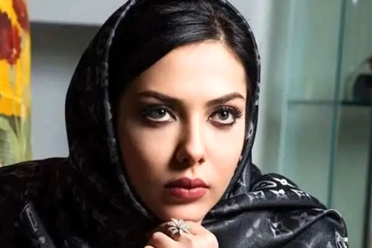 میز عصرانه لوکس لیلا اوتادی با قهوه آرت، نان کروسان و شکلات، تجربهای متفاوت و خوشمزه