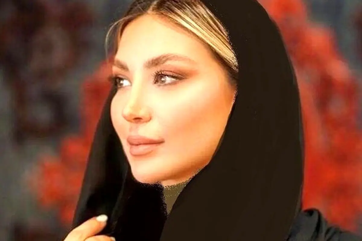 استکان کمر باریک با نعلبکی رنگی سلیقه بیستِ مینا خانوم؛ استایل سنتی و باکلاس برای چیدن میز عصرانه