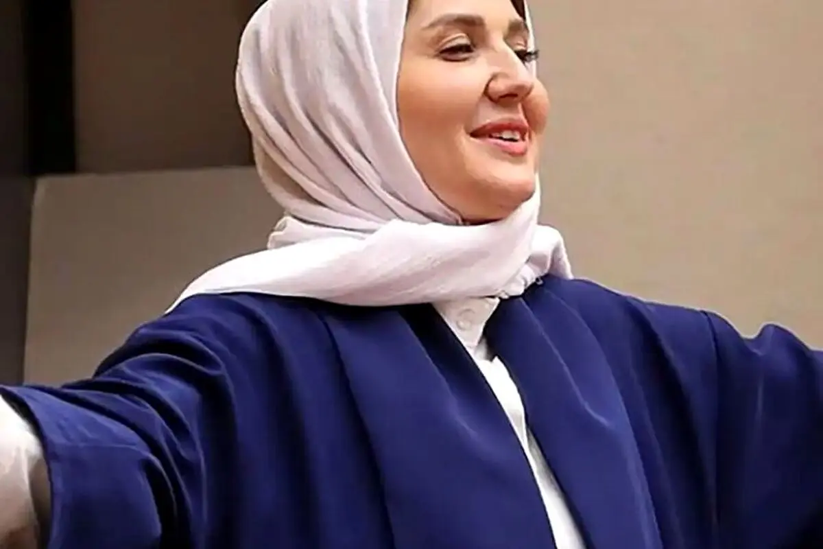 گلوریا هاردی در یزد: لحظه‌های خاص در فروشگاه کیف‌های سنتی شهر تاریخی