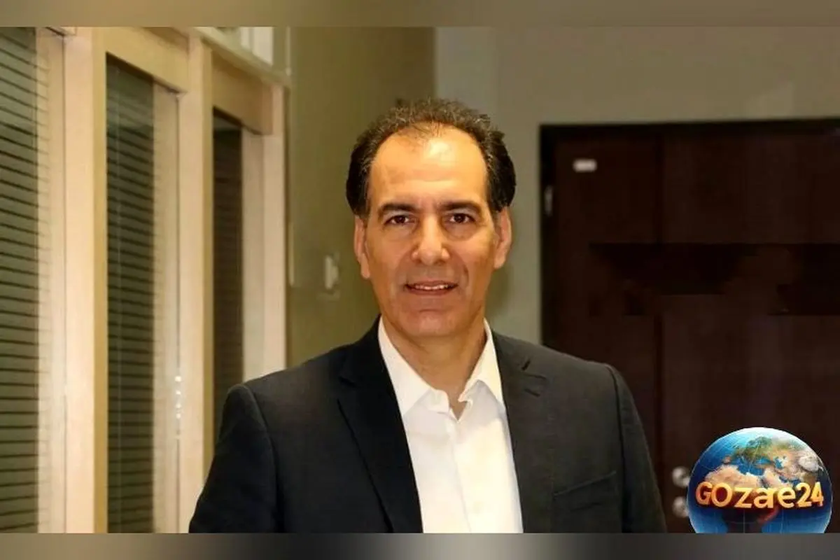 نگاهی به دکوراسیون خانه بهنام تشکر؛ سلیقه همسر در چیدمان فضایی شلوغ و لوستر ژاپنی در ورودی