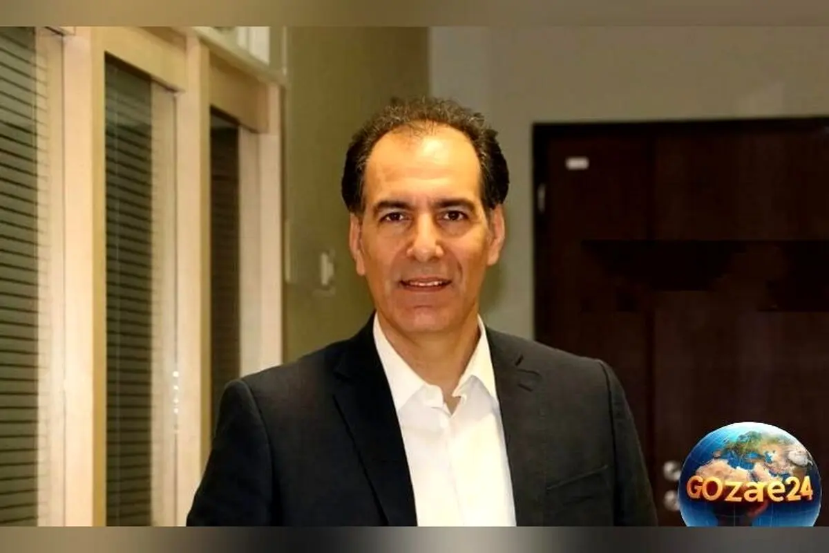 نگاهی به دکوراسیون خانه بهنام تشکر؛ سلیقه همسر در چیدمان فضایی شلوغ و لوستر ژاپنی در ورودی