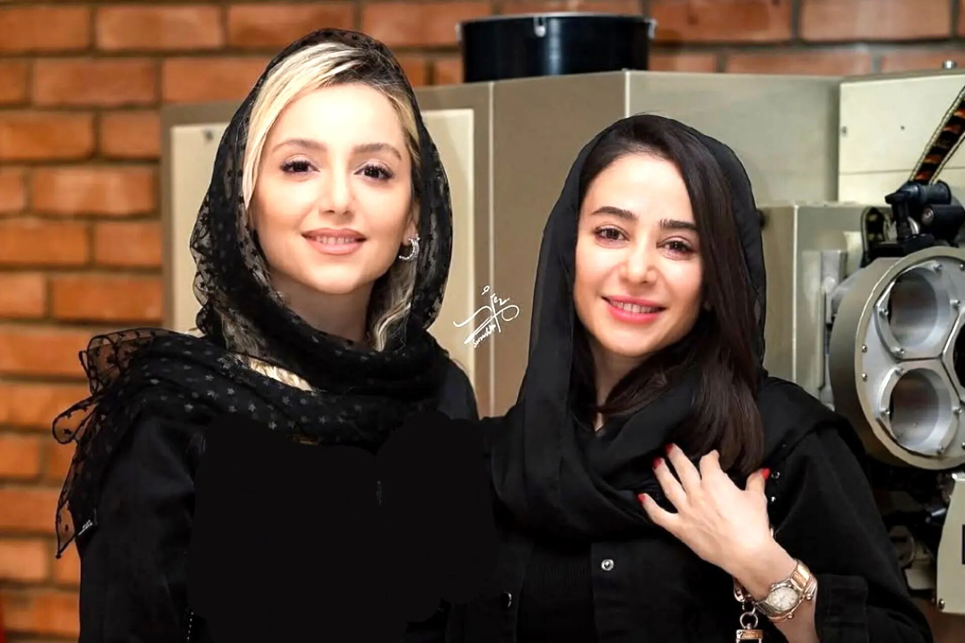 الناز حبیبی و نازنین بیاتی با لباس مشکی در یک قاب؛ هماهنگی استایل این دو چهره خبرساز شد.