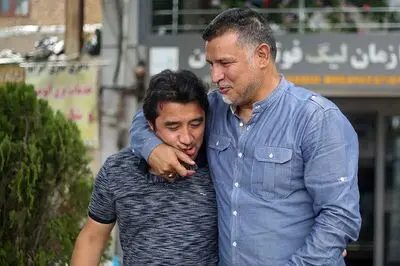 خداداد پنالتی گرفت علی‌دایی زد در بازی خیریه منتخب 98 و منتخب خراسان برای بازمانگان حادثه معدن
