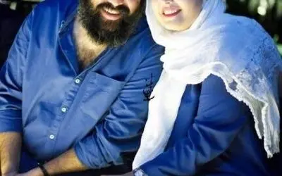 تصویر میز شام عاشقانه نرگس محمدی در کنار همسرش؛ هنر و عشق در یک قاب زیبا