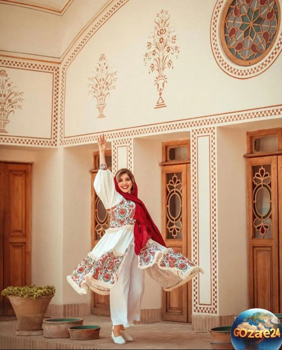 راهنمای جامع و کاربردی برای خرید مانتو سنتی و لاکچری؛ راهی نوین برای شیک‌پوشی ایرانی