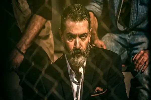 همه چیز درباره پارسا پیروزفر: بیوگرافی، مهاجرت، همسر، عکس‌های شخصی و فیلمشناسی بی‌نظیر