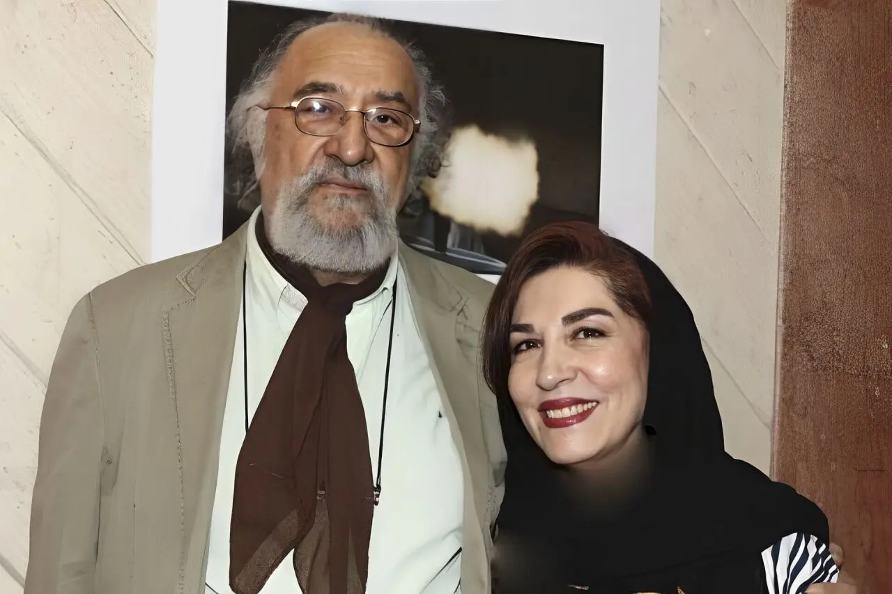 داریوش ارجمند در سریال ستایش: به فرشته گفتم هرکس ما را دید، اسمش را بگوید تا برایش کارت عروسی بفرستم و از او خواستگاری کردم! لحظه‌ای عاشقانه و خنده‌دار در دنیای هنر
