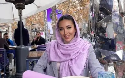 بشقاب‌های قدیمی گل سرخ مینا مختاری همسر بهرام رادان در جهیزیه و علاقه‌مندی به ظروف قدیمی + تصاویر