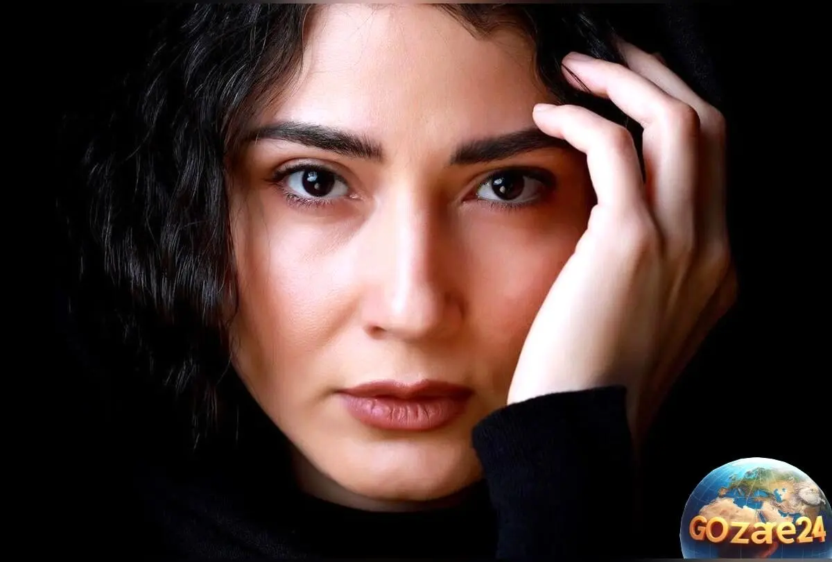 سمیرا حسن پور با لباس خانگی شیک و مدل موی جدید با تارهای سفید در اینستاگرام، استایل خاص و جذابی را به نمایش گذاشت