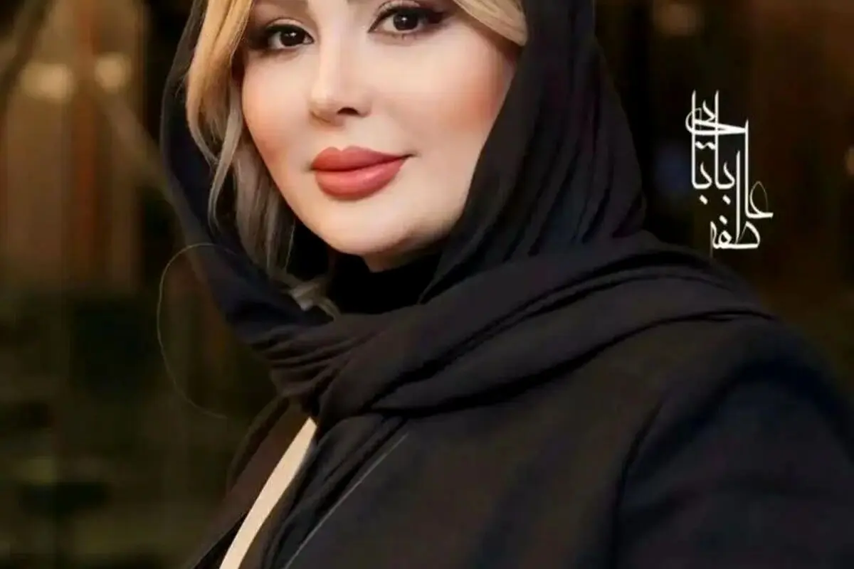 نیوشا ضیغمی با لباس سنتی و مانتو خوشرنگ در جدیدترین استایل خود+ عکس