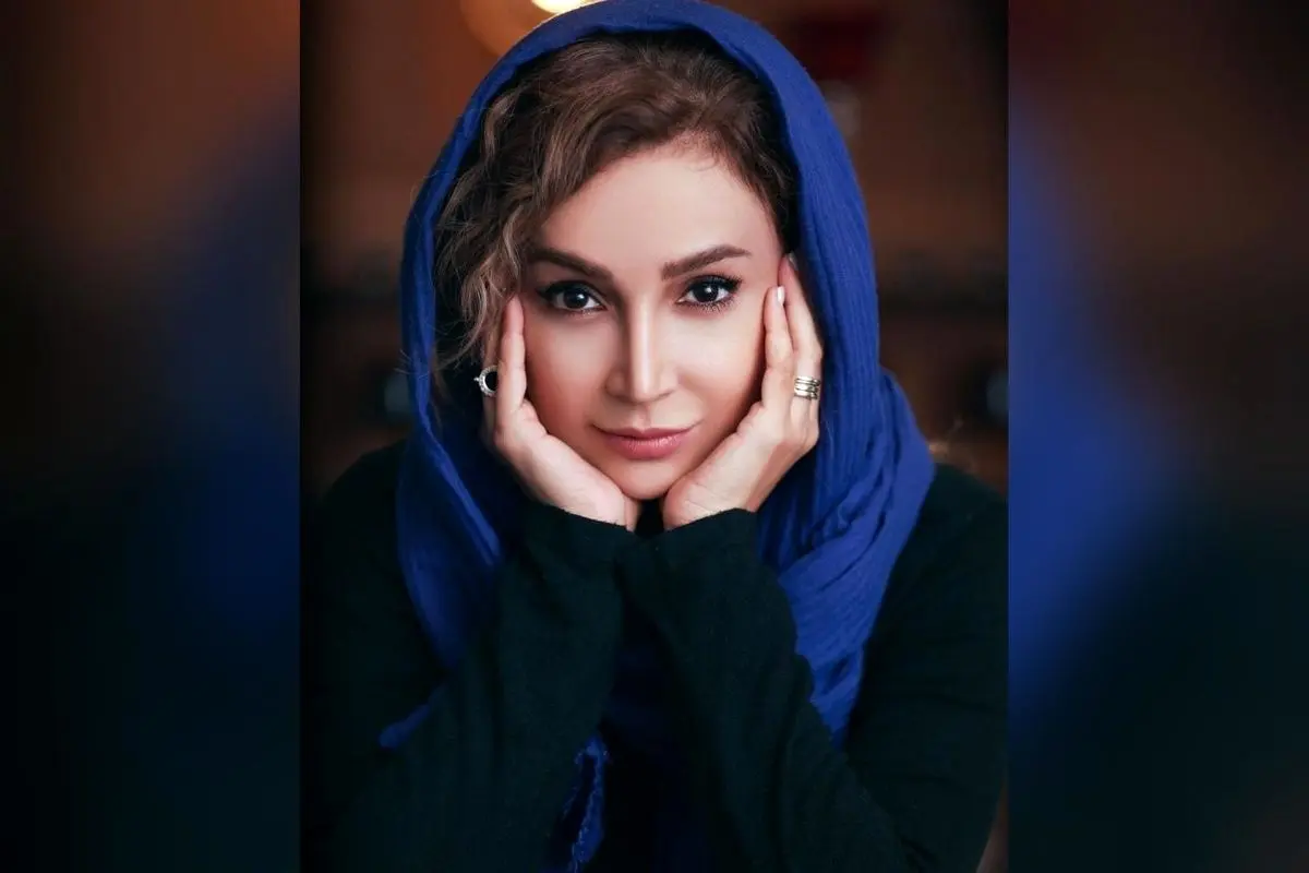 کافه‌ای در دبی با طراحی هنری و کلاسیک؛ شبنم قلی‌خانی در کنار فضای دل‌نشین