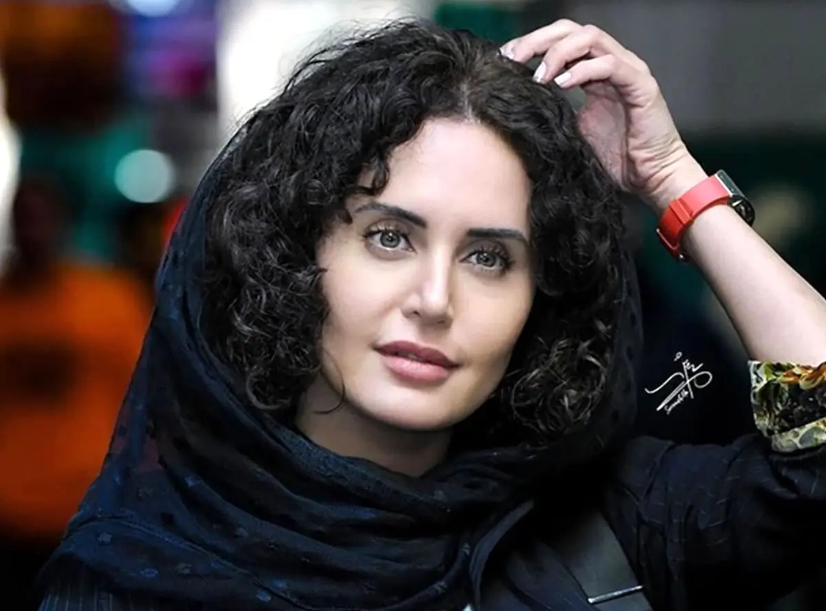 الناز شاکردوست با سلفی جدید و استایل خاص در اینستاگرام خود را به نمایش گذاشت